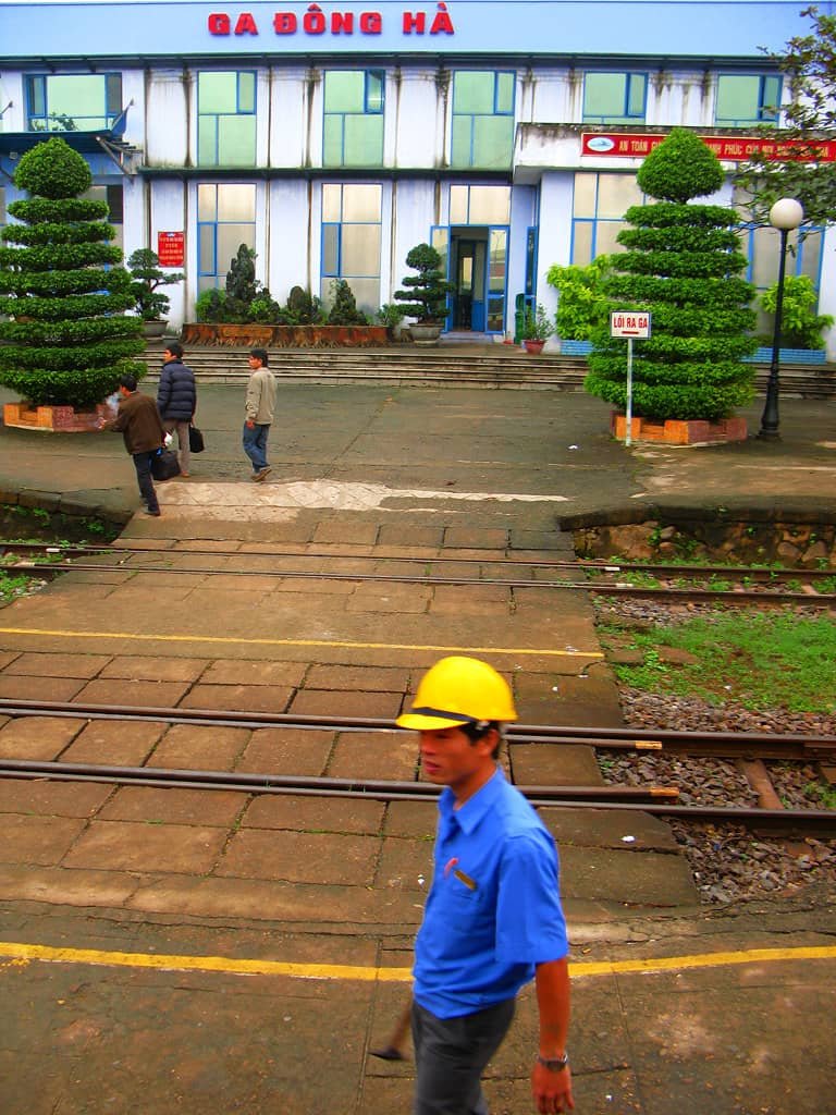 Vé tàu Sài Gòn đi Đông Hà 1 ga dong ha